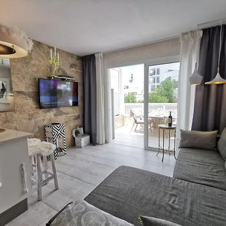 Orlando Torviscas Bajo Apartman *