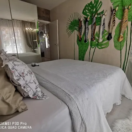 Orlando Torviscas Bajo Apartman *